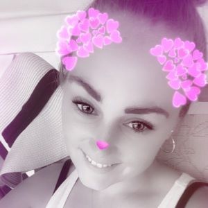 Meet your Posher, Casey